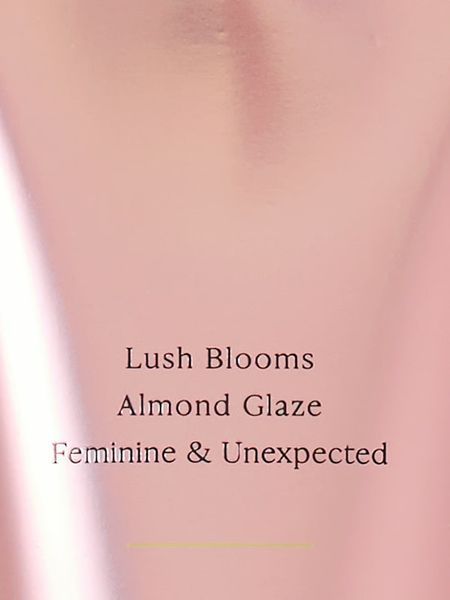 Лосьйон для тіла Victoria&rsquo;s Secret Velvet Petals 192283 фото